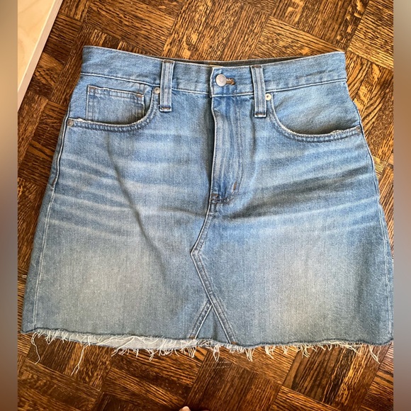 Madewell Rigid Denim A-Line Mini Skirt in Lakeline Wash: Eco Edition - Picture 3 of 8